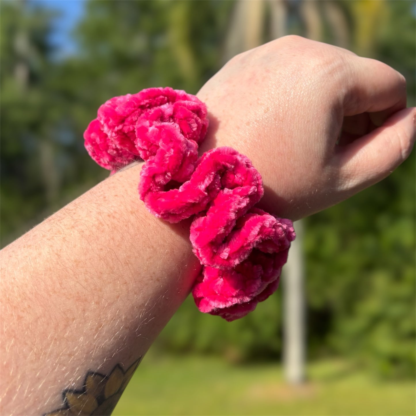 Free Love Scrunchie